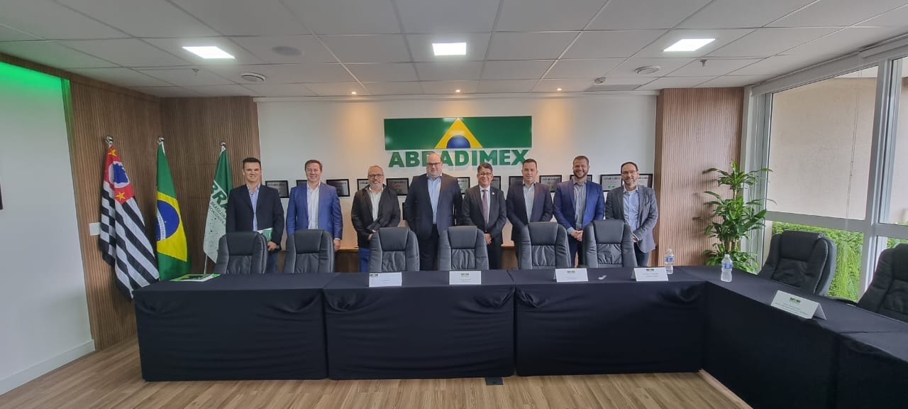 2e2c1711fe12b24ae23d95c35bfd21c2